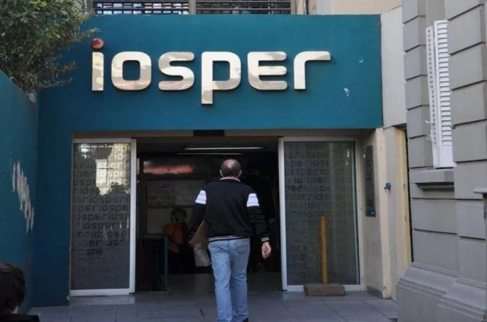 Municipales se organizan para frenar la disolución del Iosper