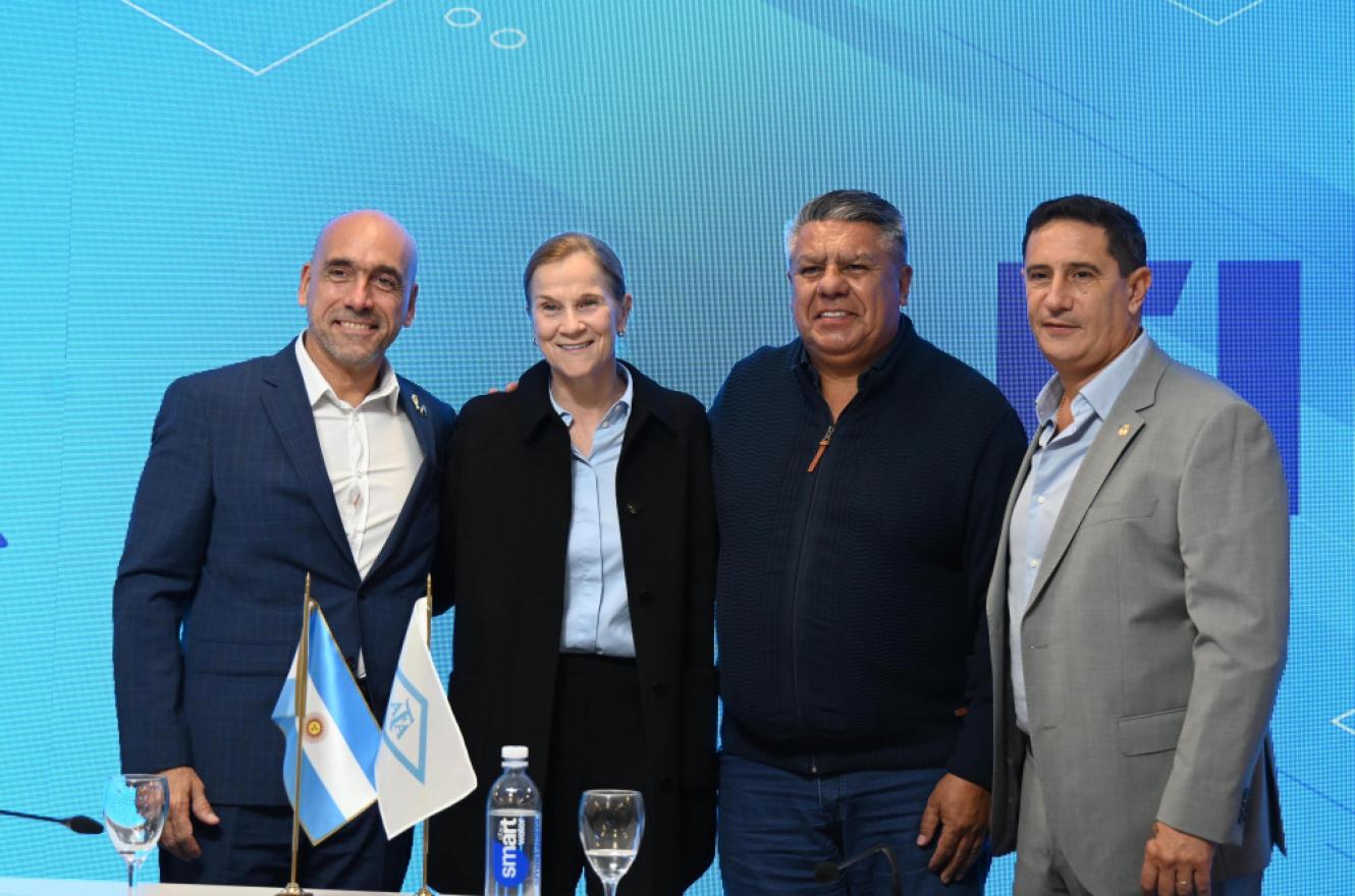 AFA firmó un convenio para la construcción de un Complejo para el Fútbol Femenino
