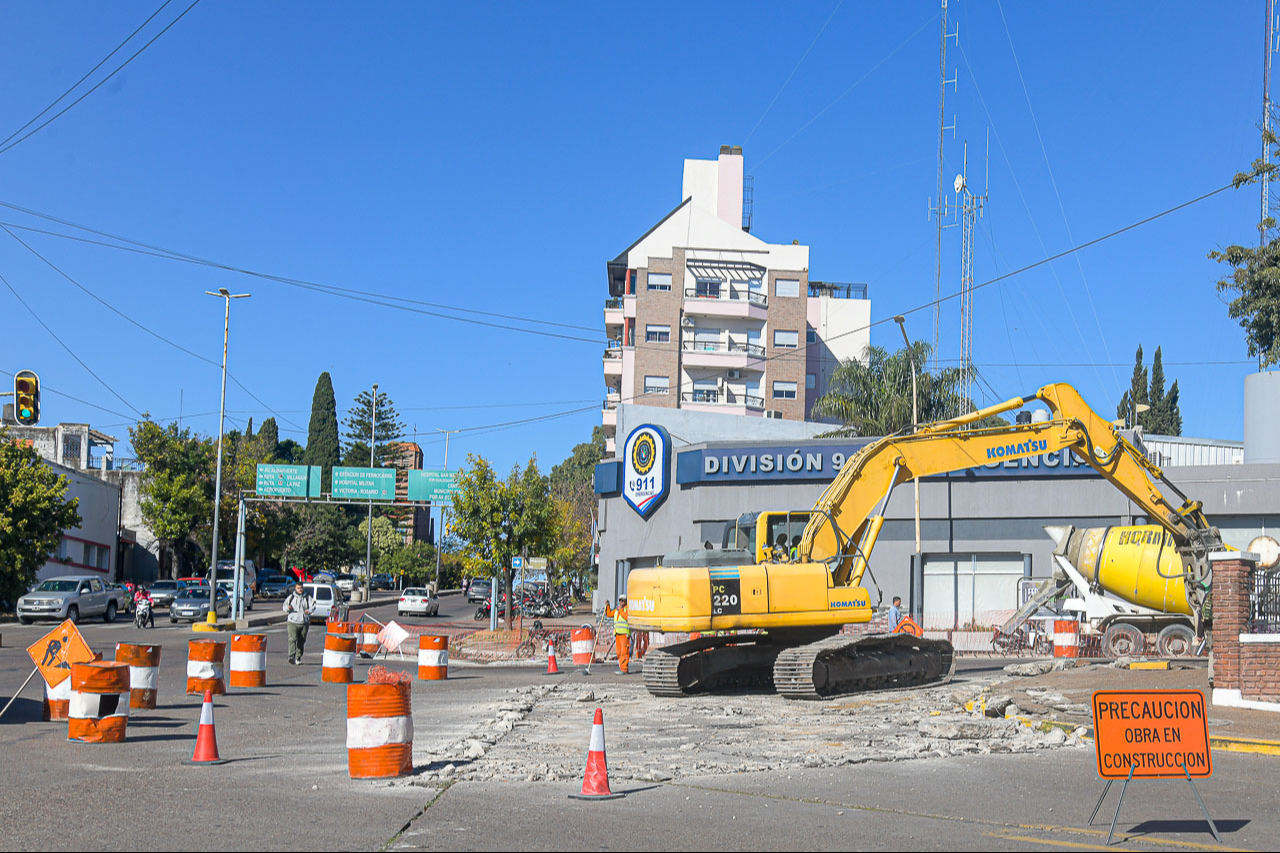 La Municipalidad avanza con las obras de recuperación de la trama vial en la zona céntrica