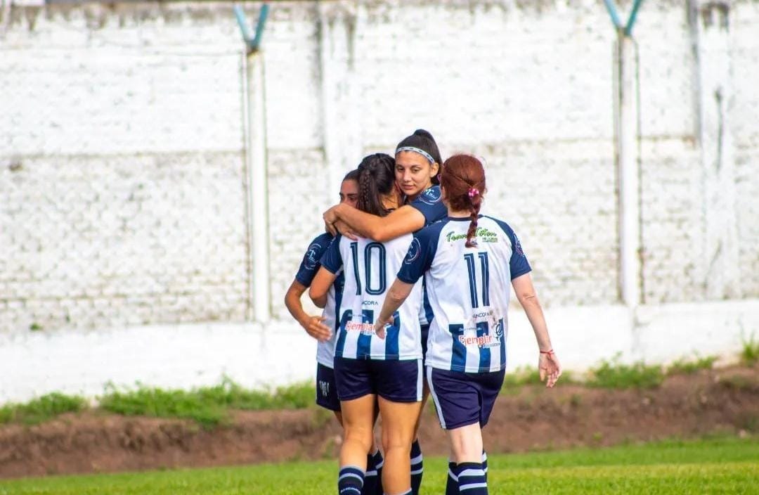 Proponen una ley para declarar a Paraná como Capital Provincial del Fútbol Femenino