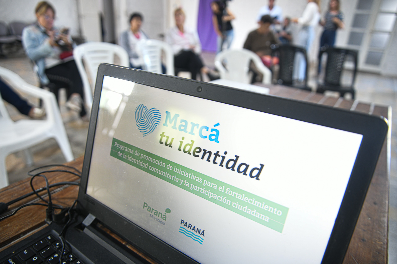 Presentaron el programa Marcá tu Identidad en el Centro Comunitario Mitre Presentaron el programa Marcá tu Identidad en el Centro Comunitario Mitre
