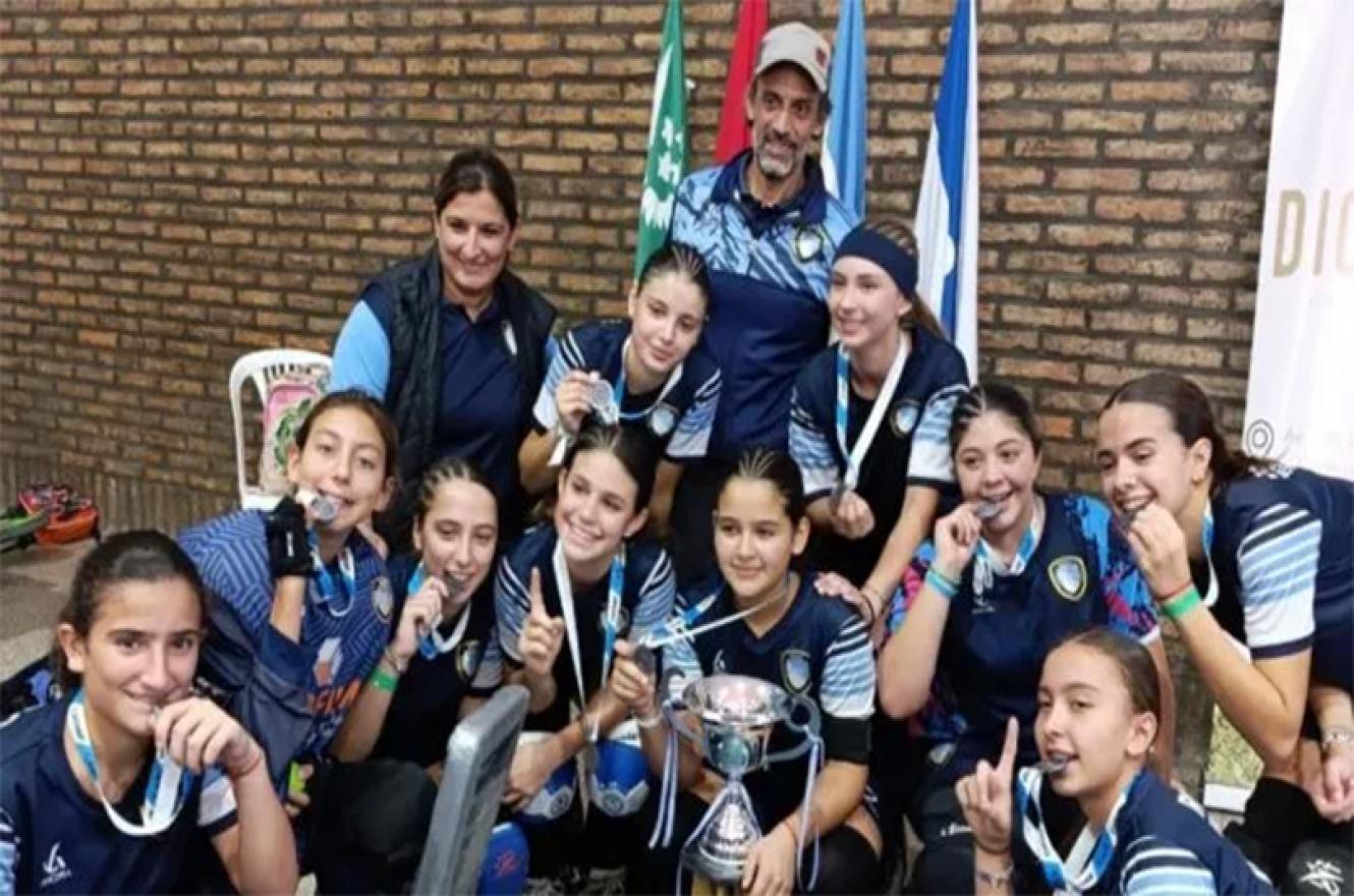 Rowing se corona campeón en la Copa de Plata del Hockey sobre Patines Femenino