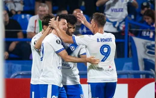 Vélez igualó ante Olimpia y continúa como líder del Grupo H de la Copa Libertadores