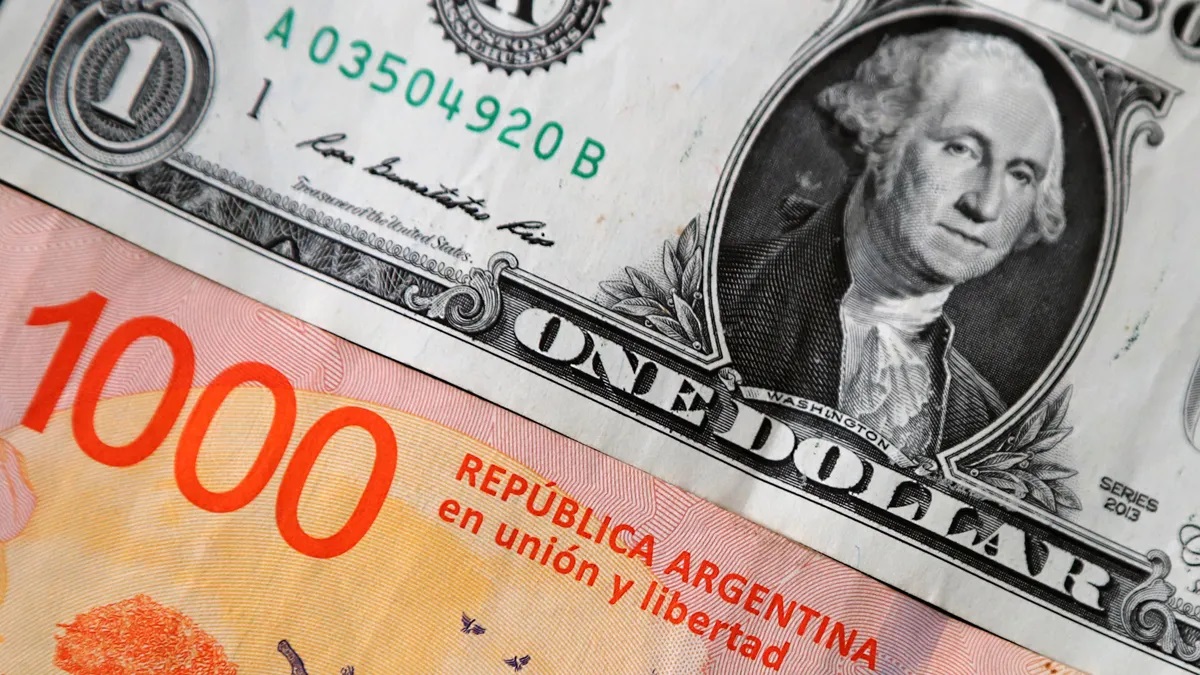 Bajó el dólar tras los anuncios del Gobierno