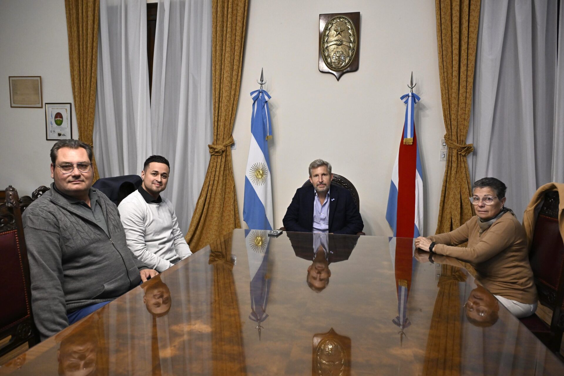 Obras públicas paralizadas por Nación, fueron el eje de reunión entre el gobernador y la intendenta de Federal