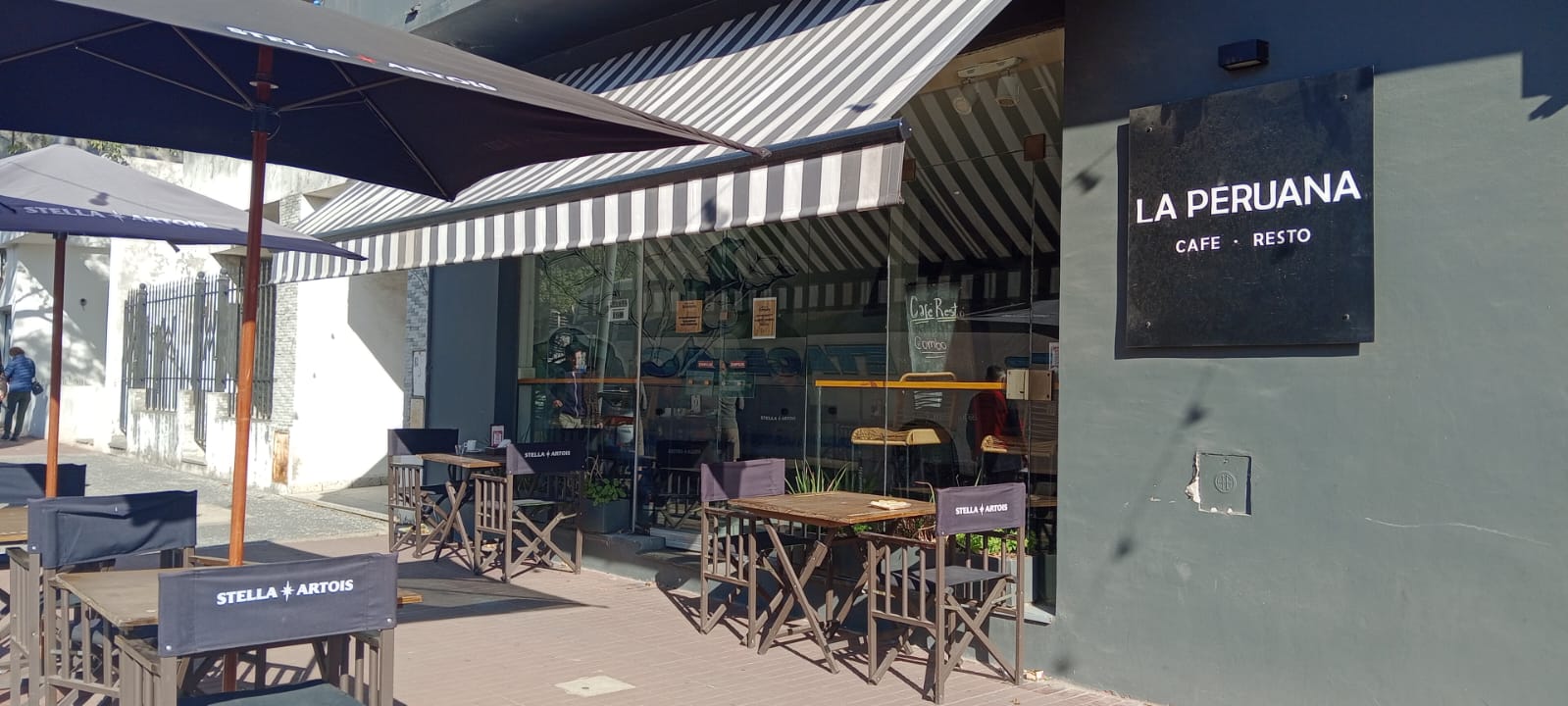 Descubrí Café-Resto La Peruana: tu nuevo espacio en la ciudad
