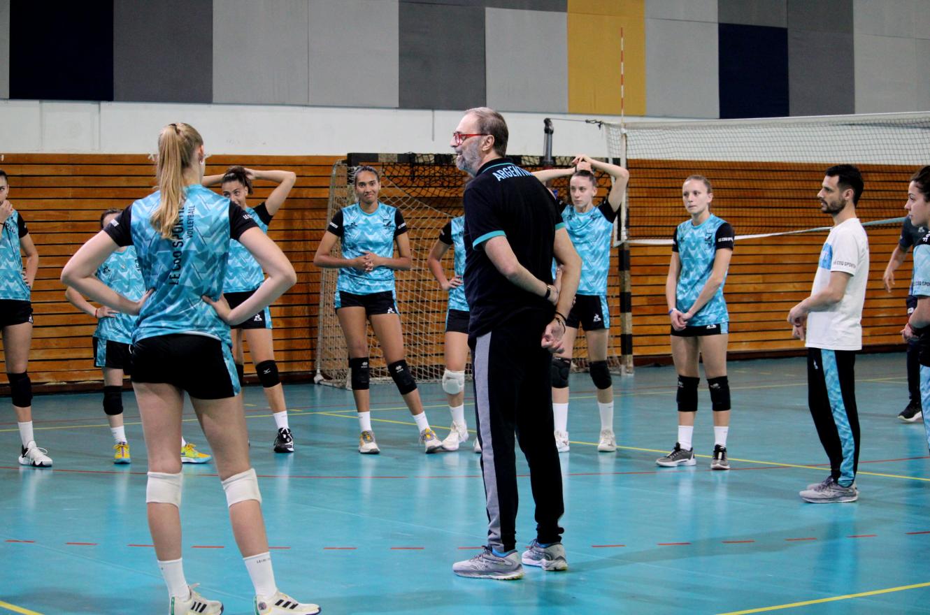 Vóley: jugadoras entrerrianas son observadas en los entrenamientos de “Las Panteras”