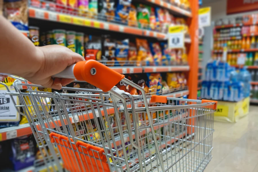La caída de consumo no se detiene en provincias y ya afecta a alimentos de primera necesidad