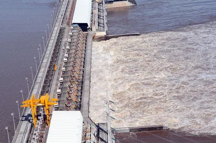 Crecida del Río Uruguay ordinaria por el momento no es necesaria la evacuación Crecida del Río Uruguay ordinaria por el momento no es necesaria la evacuación