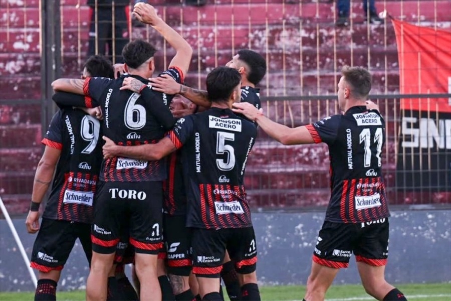 Patronato goleó, ilusionó y se metió en zona de Reducido
