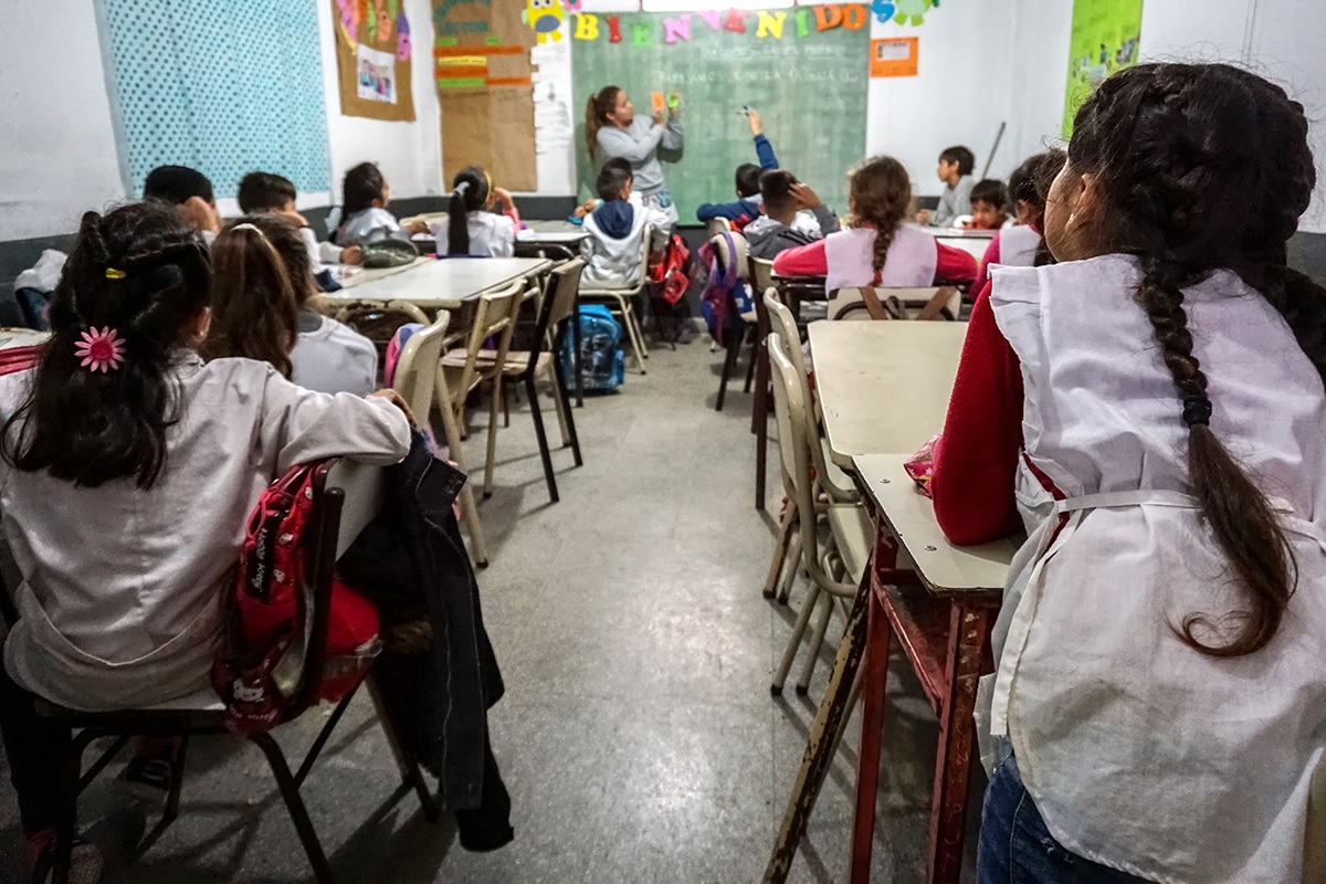 Analfabetismo en Entre Ríos: ante el cierre de Centros Educativos de Primaria Analfabetismo en Entre Ríos: ante el cierre de Centros Educativos de Primaria