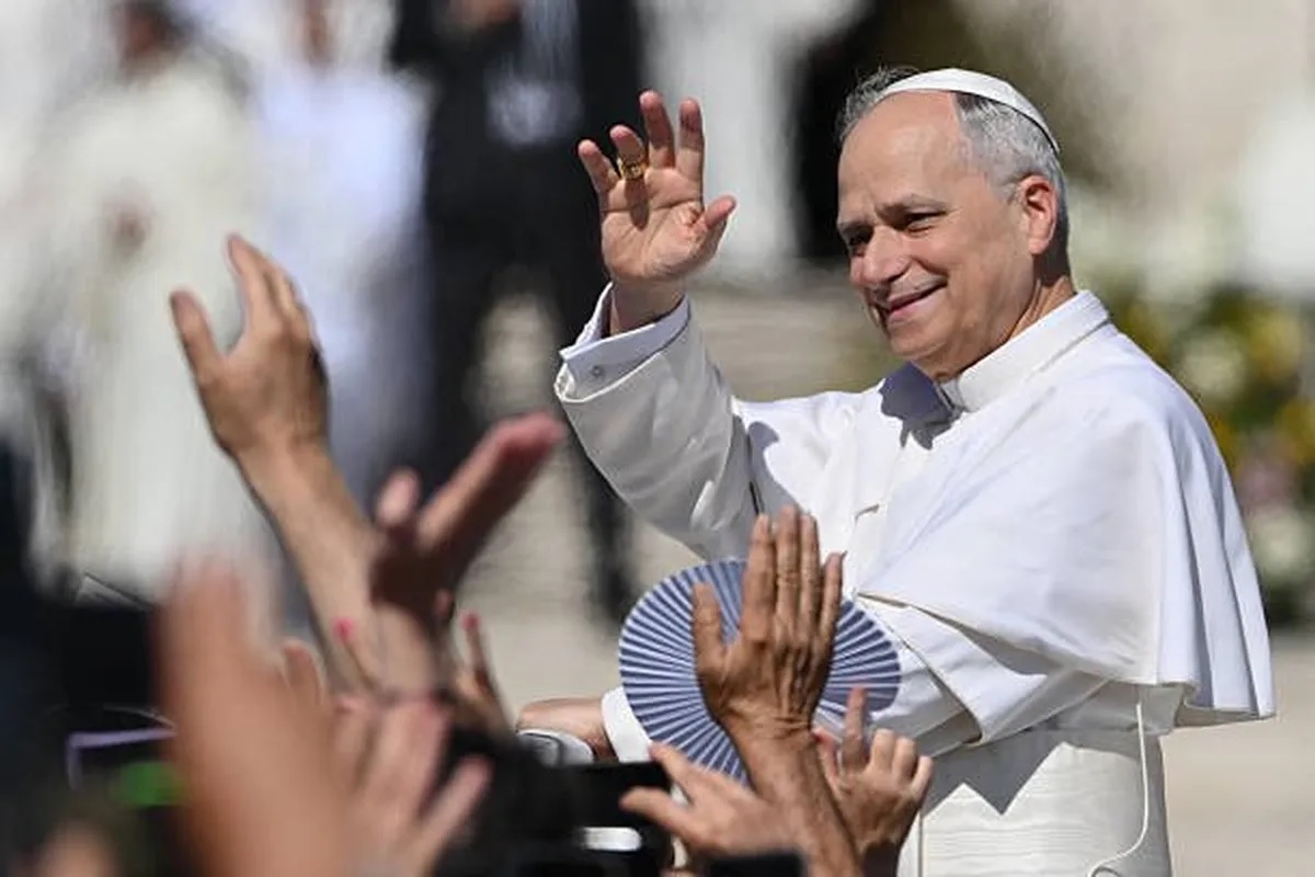 El papa León XIV defendió el matrimonio entre hombre y mujer ante miles de fieles