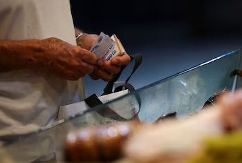 Las ventas en los supermercados cayeron 1,2%