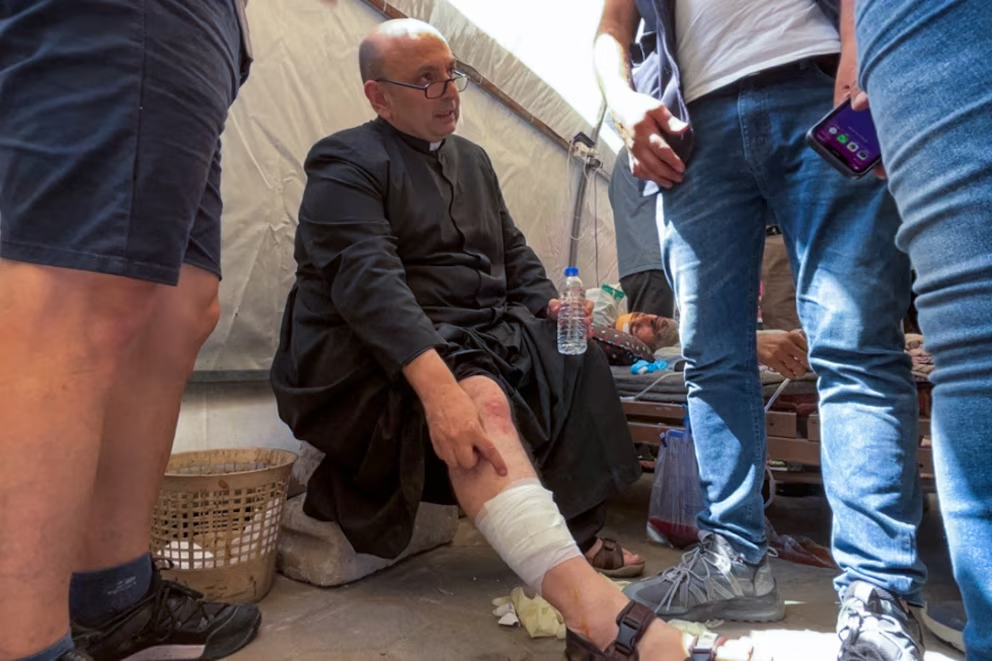 Habló el cura argentino herido tras el ataque de Israel en Gaza