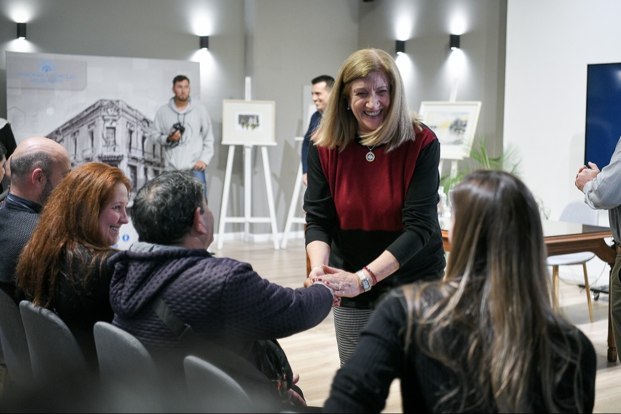 Esfuerzo compartido: el Municipio firmó un convenio con vecinos para extender la red de agua