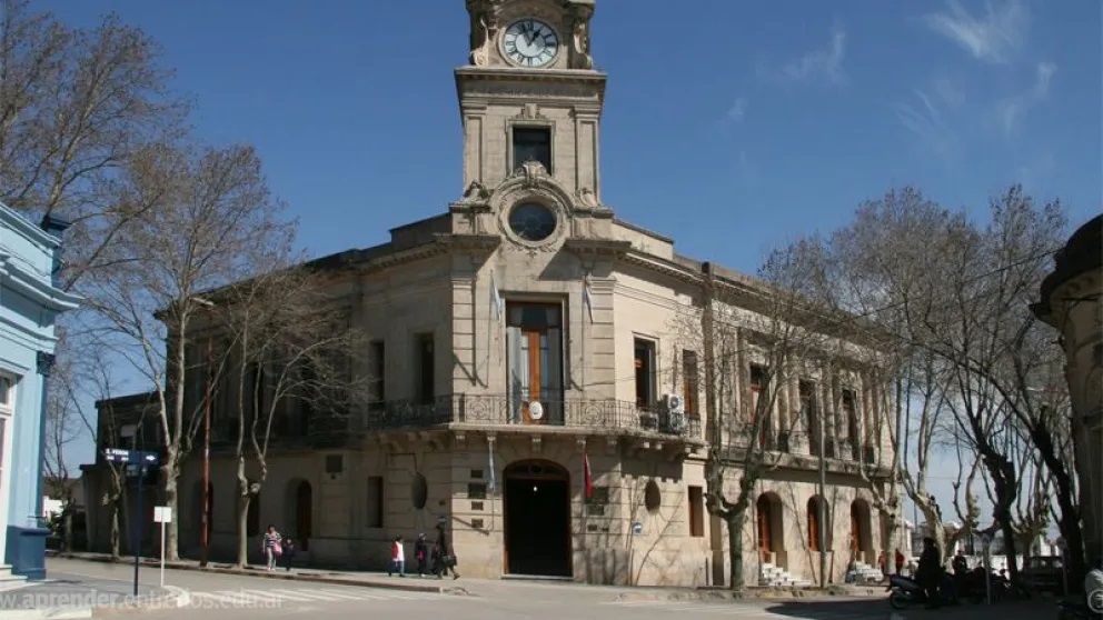 Congelaron los sueldos de los funcionarios municipales de Diamante por 150 días