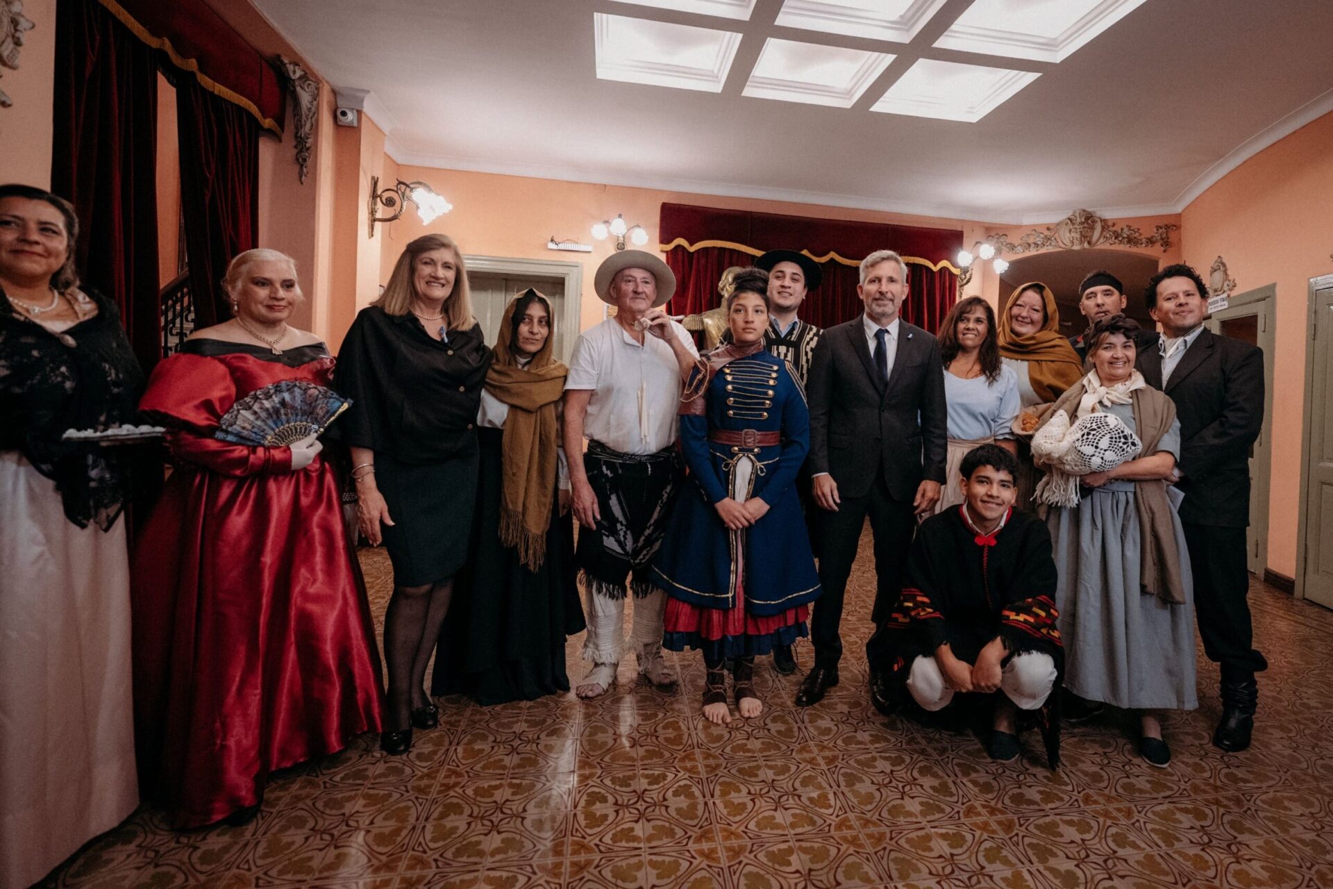 Gala Patria: Frigerio llamó a honrar la memoria y bregó por un pueblo libre, soberano y justo desde lo social