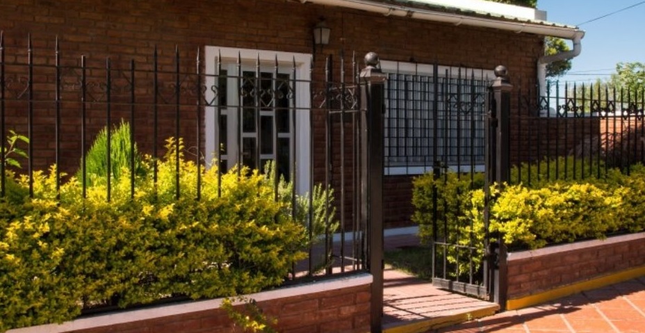 Oro Verde: Servicios de la Sala Municipal de Primeros Auxilios Crisólogo Larralde