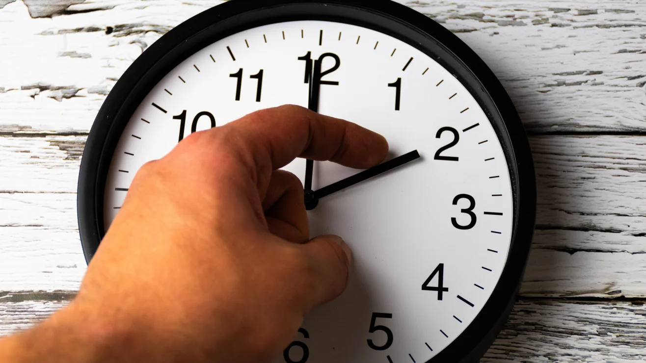 Debatirán un proyecto para modificar el huso horario en Argentina Debatirán un proyecto para modificar el huso horario en Argentina
