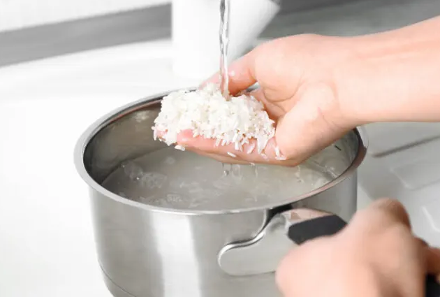 Que dice la ciencia «Hay que lavar o no el arroz antes de cocinarlo»