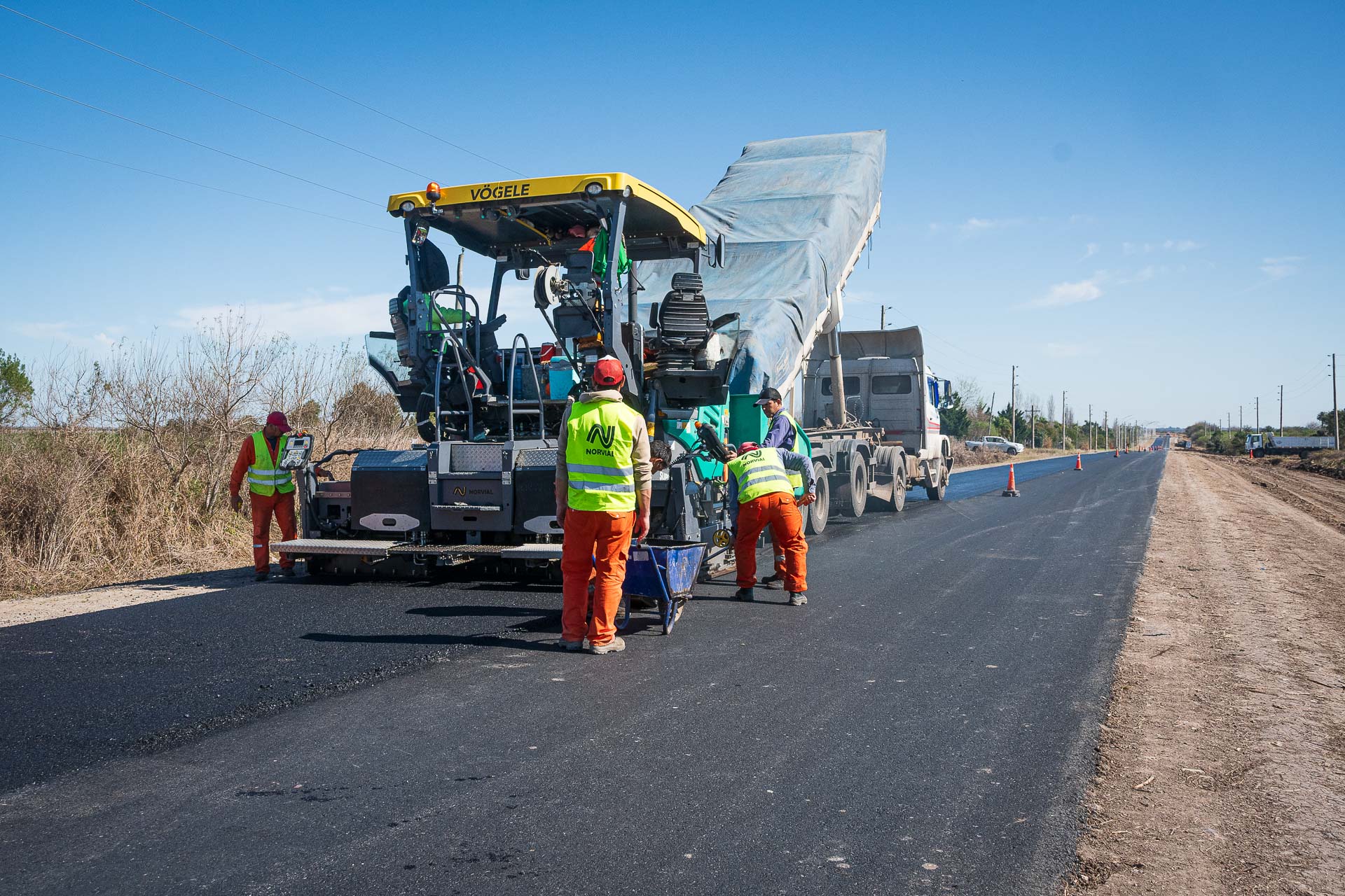Continúan las tareas de repavimentación de la ruta provincial Nº10