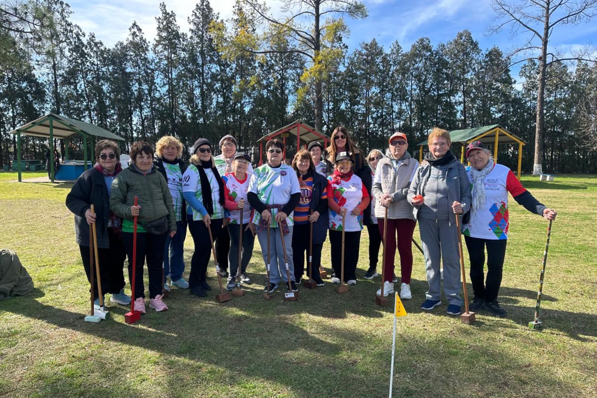 Adultos mayores participaron de la instancia departamental de los Juegos Deportivos Entrerrianos Adultos mayores participaron de la instancia departamental de los Juegos Deportivos Entrerrianos