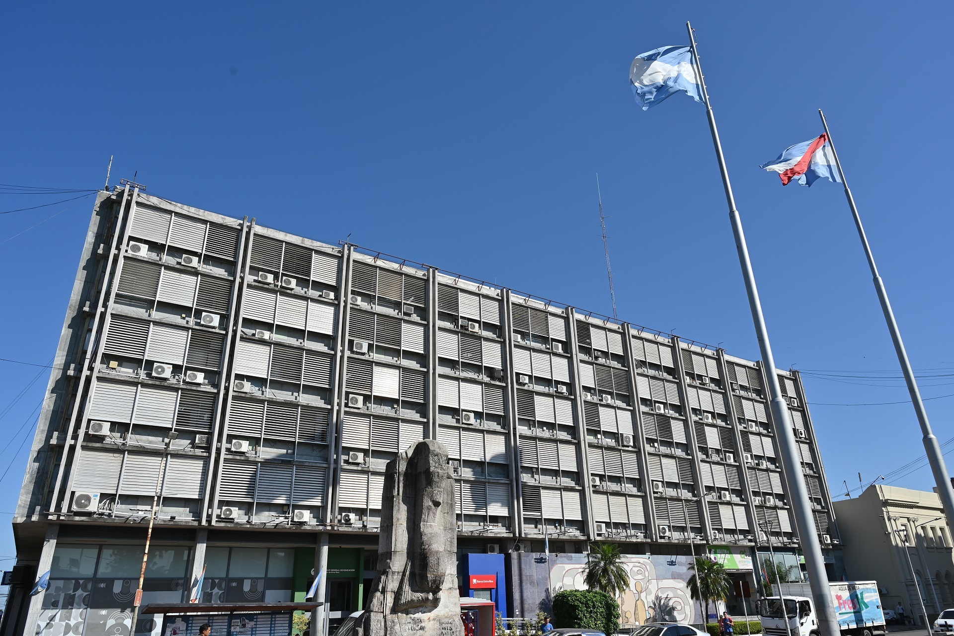 El CGE vuelve a habilitar las asambleas docentes