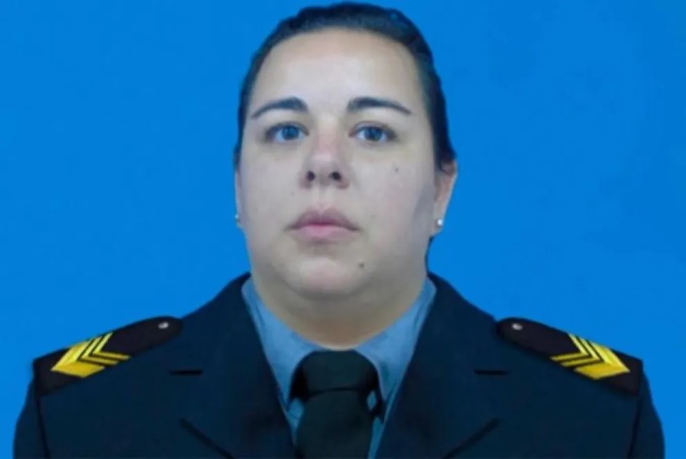 Falleció la policía herida frente a la sede de la División 911 en Paraná