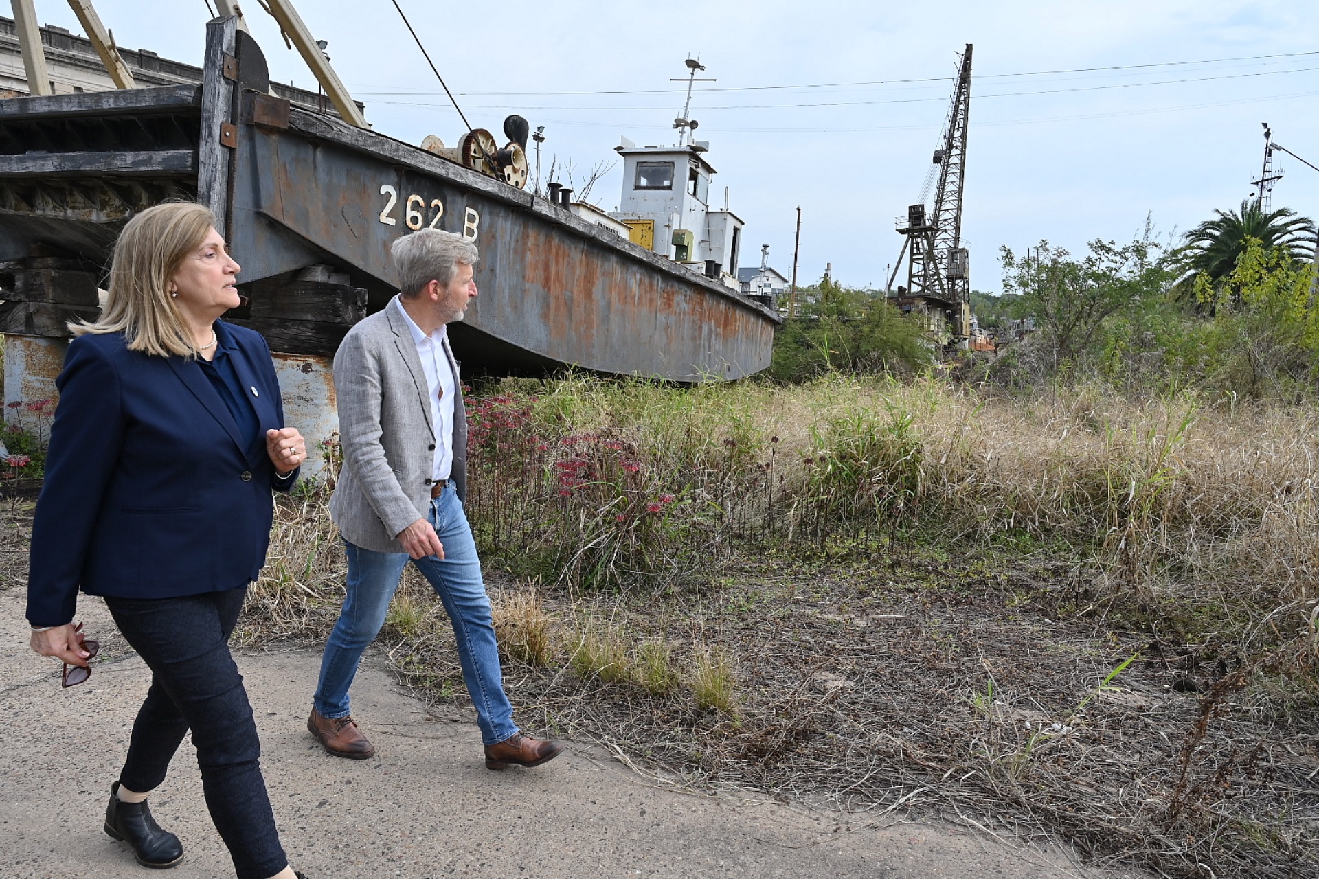 Nación traspasó a la Provincia los terrenos del Puerto de Paraná Nación traspasó a la Provincia los terrenos del Puerto de Paraná
