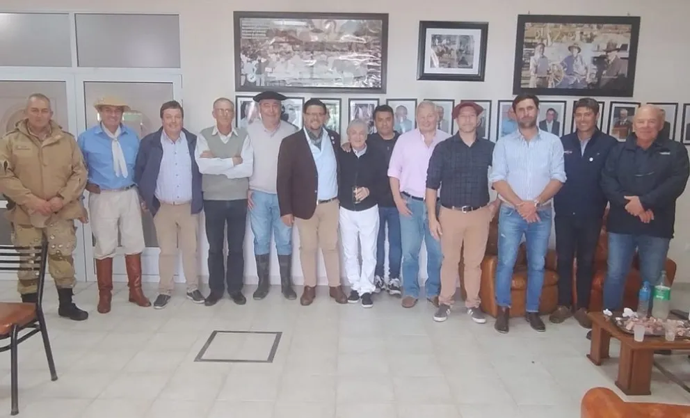 Andrés Laumann participó de la muestra de maquinarias rurales en María Grande