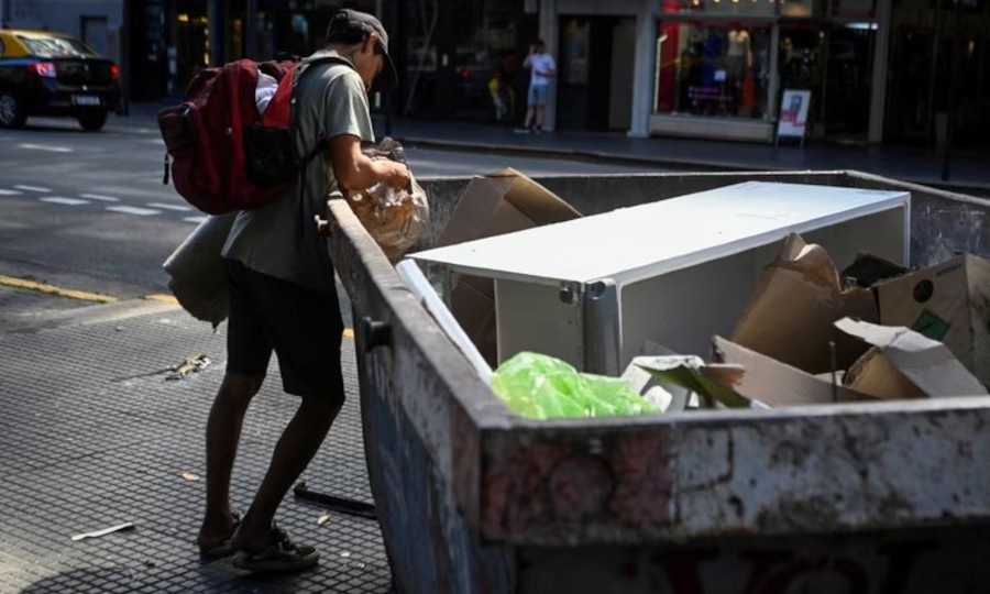 La pobreza bajó a 31,6% en el primer semestre