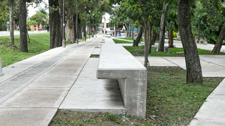 Un hombre falleció en el hospital tras descompensarse cuando caminaba por el Parque Gazzano Un hombre falleció en el hospital tras descompensarse cuando caminaba por el Parque Gazzano