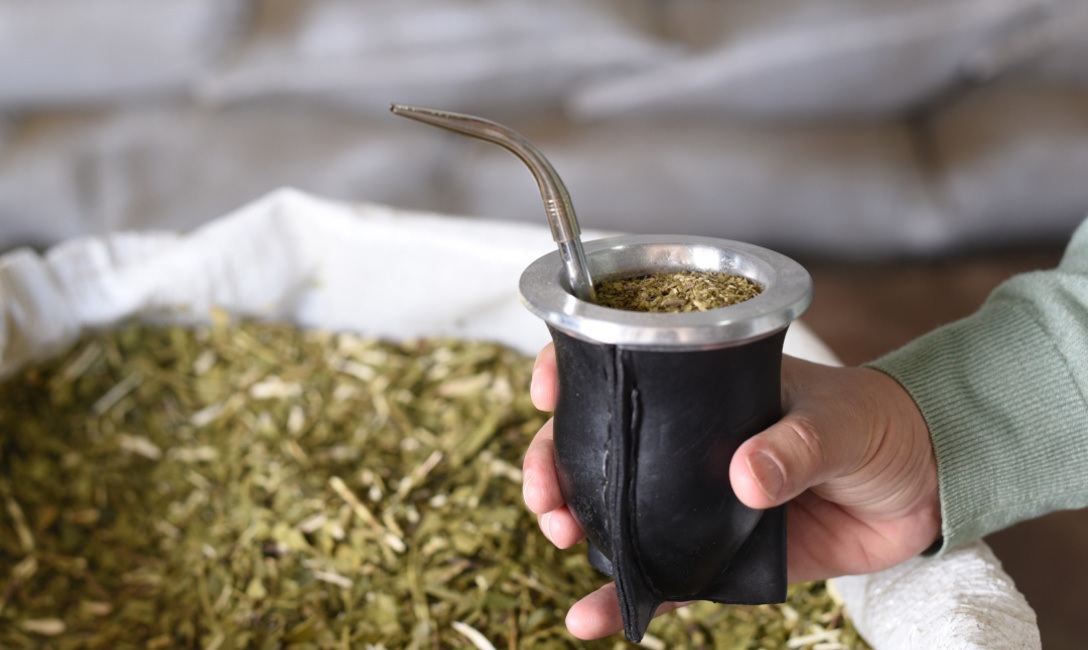 El consumo de yerba mate creció un 12% en el primer semestre del año El consumo de yerba mate creció un 12% en el primer semestre del año