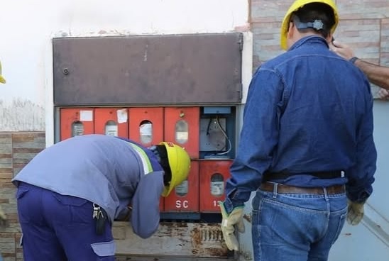 Enersa advierte sobre falsos empleados que intentan ingresar a domicilios