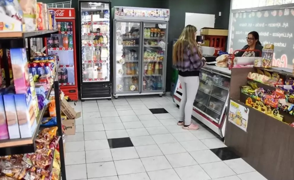 El consumo no repunta: las ventas minoristas cayeron 4,2% en septiembre