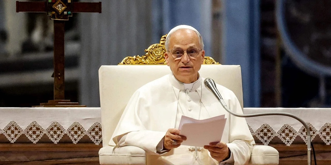 Los pobres deben estar en el centro de la atención de la Iglesia, según León XIV