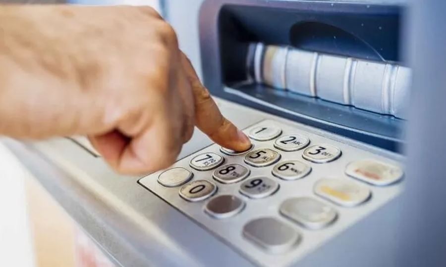 Qué servicios funcionarán y cuáles no este jueves por el feriado bancario