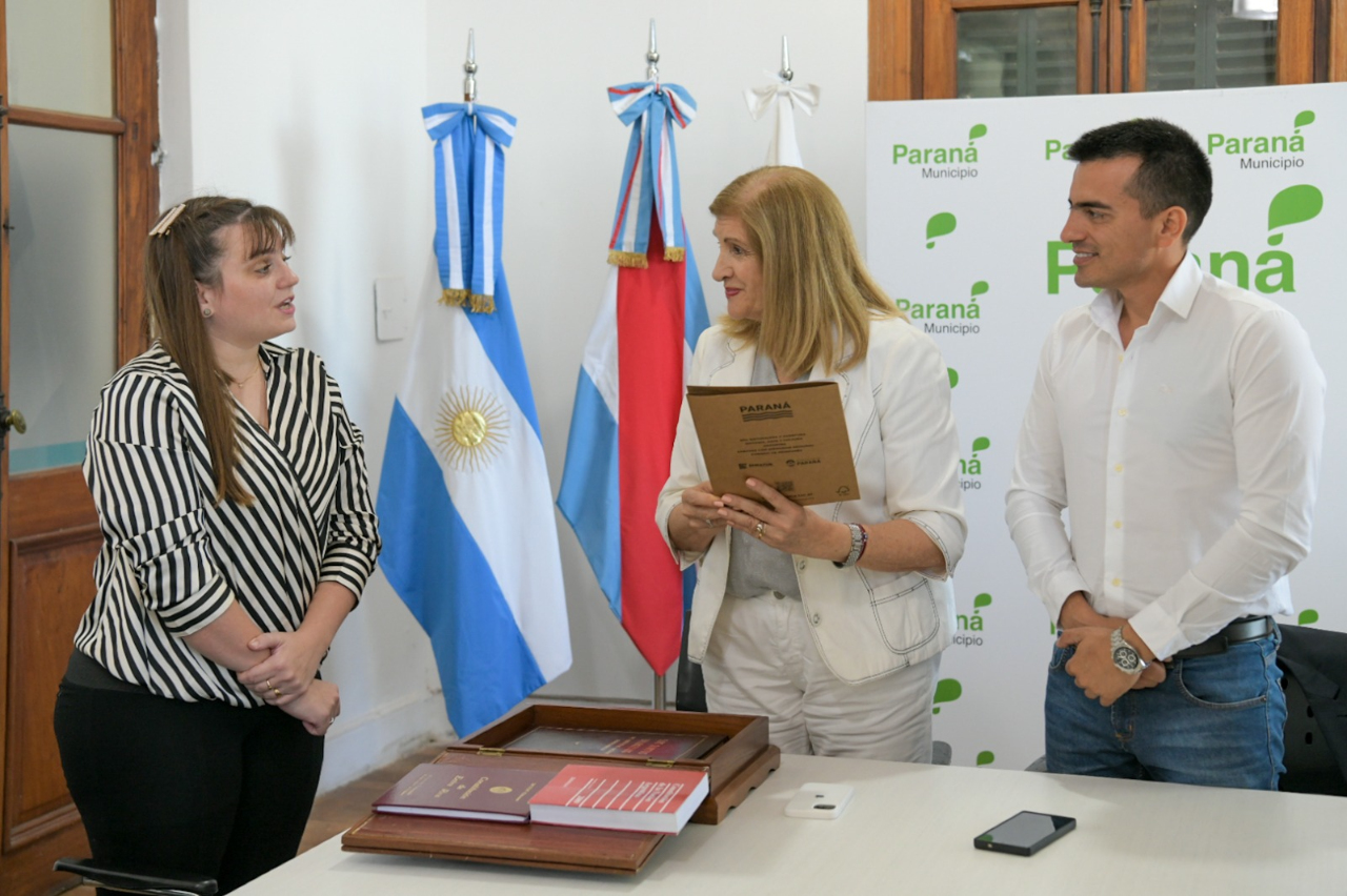 La Municipalidad de Paraná fortalece el Plan de Agua con la incorporación de nuevos perfiles en el gabinete La Municipalidad de Paraná fortalece el Plan de Agua con la incorporación de nuevos perfiles en el gabinete